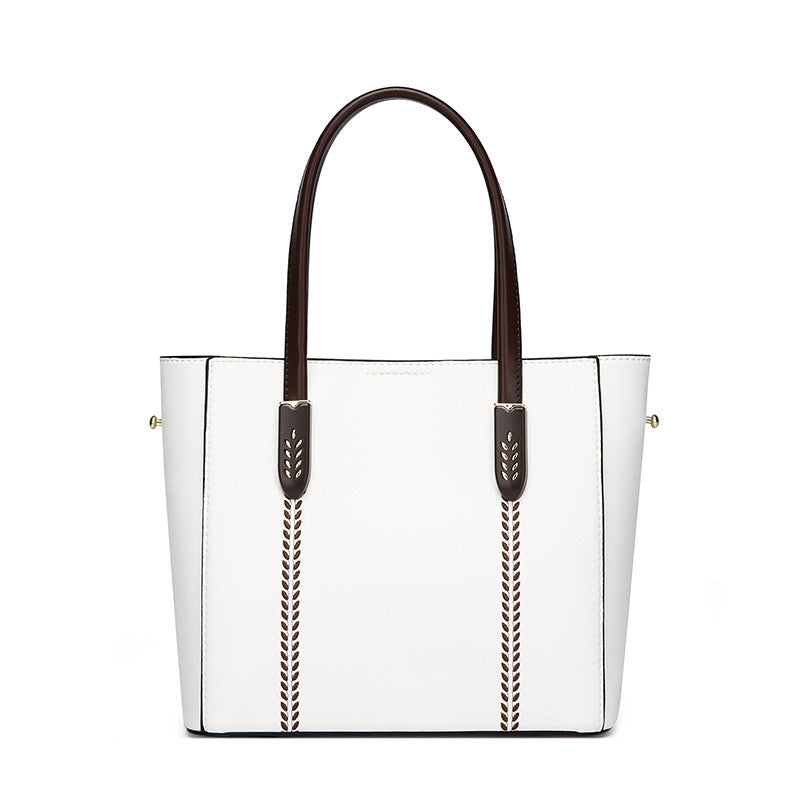 Retro large capacity simple shoulder bag commuter handbag