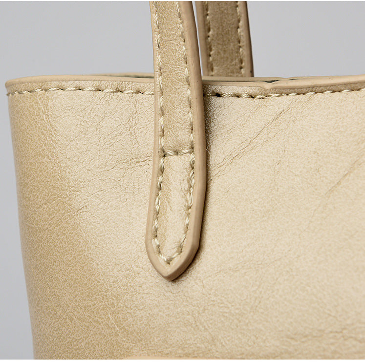 Simple and fashionable crossbody mobile phone bag single shoulder handbag small bag women's bag