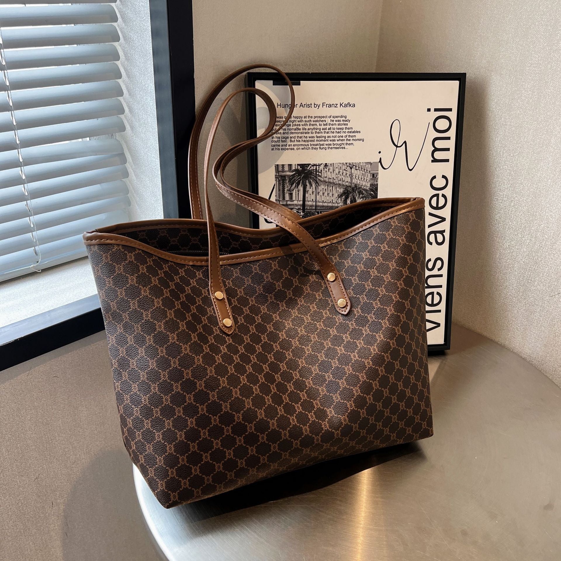 Versatile handbags women's shoulder bags large capacity tote bags