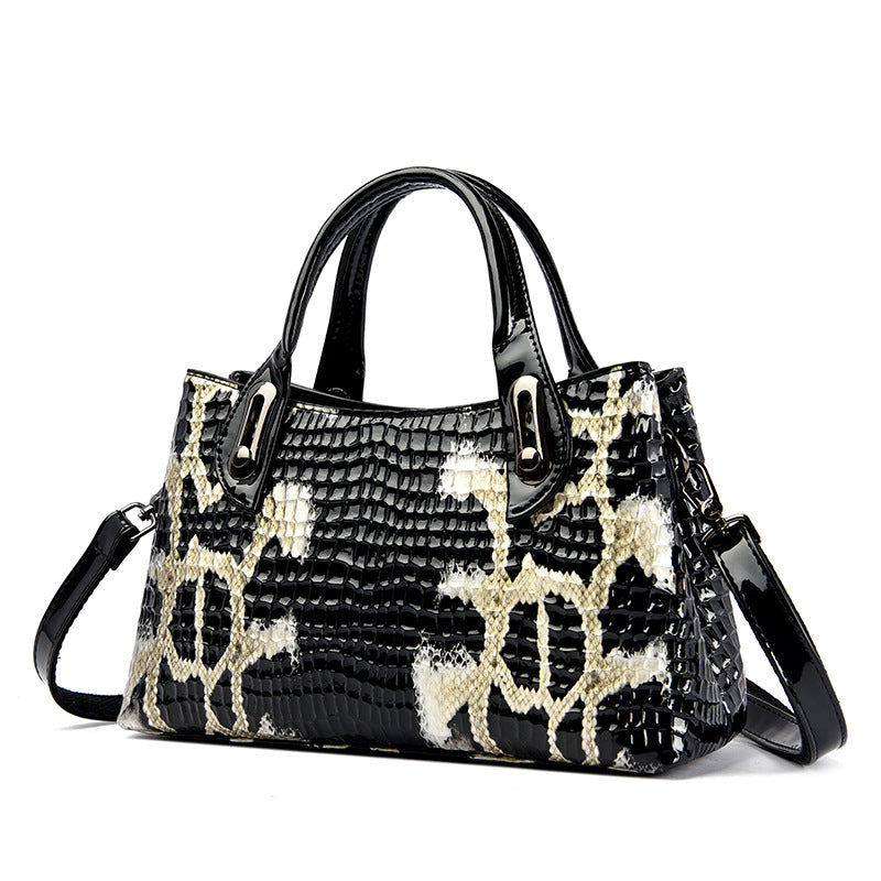 Retro snake pattern handbag fashion large capacity shoulder bag soft leather messenger bag