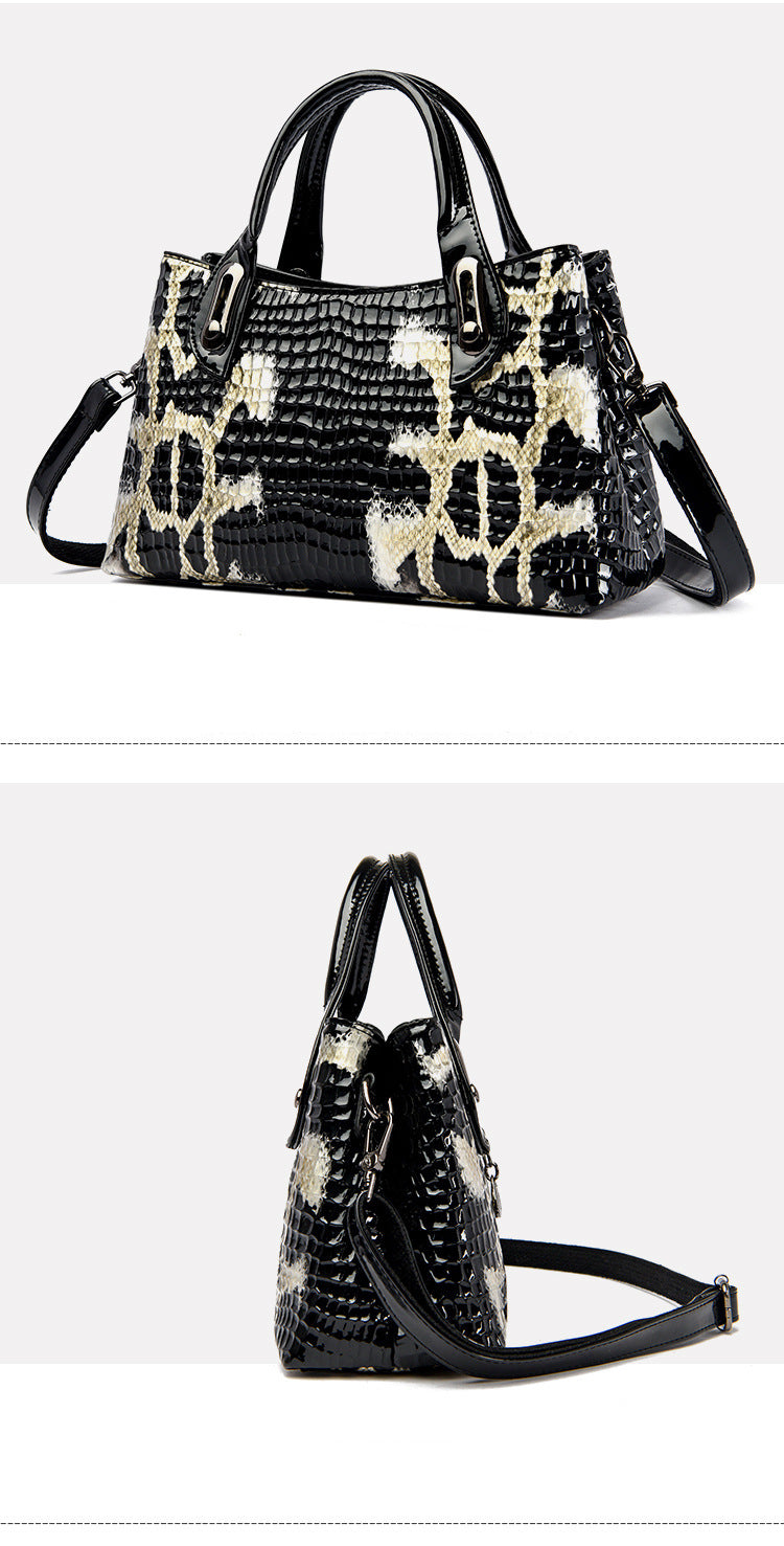 Retro snake pattern handbag fashion large capacity shoulder bag soft leather messenger bag