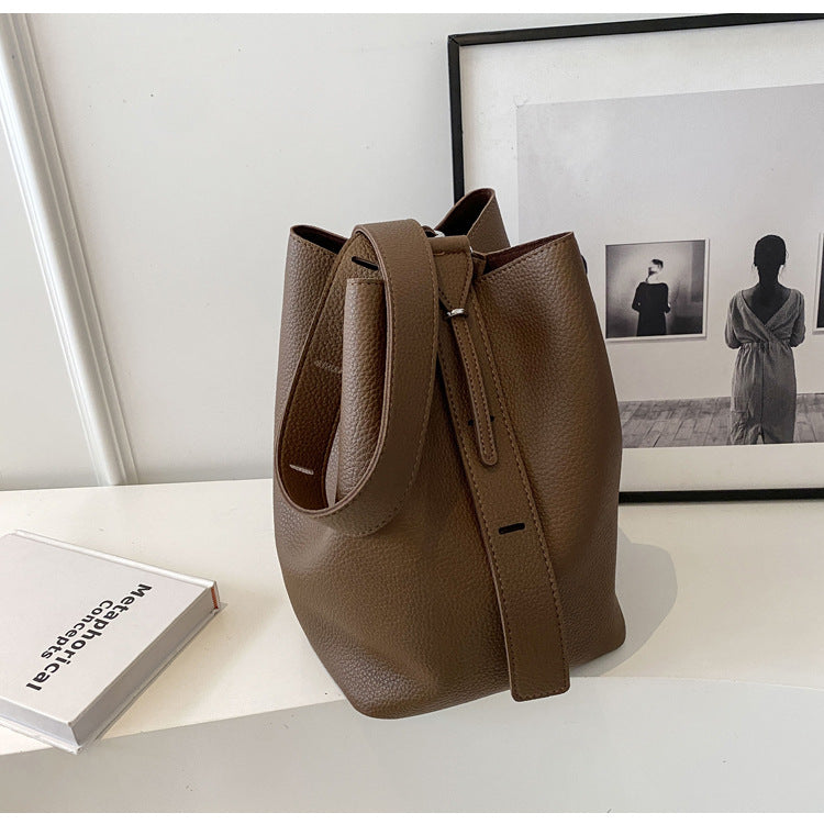 Large capacity shoulder bag retro high-end bucket bag