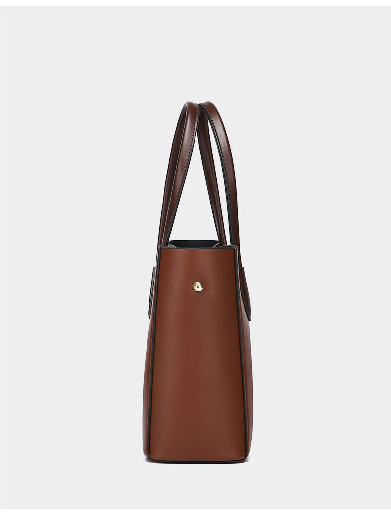 Retro large capacity simple shoulder bag commuter handbag
