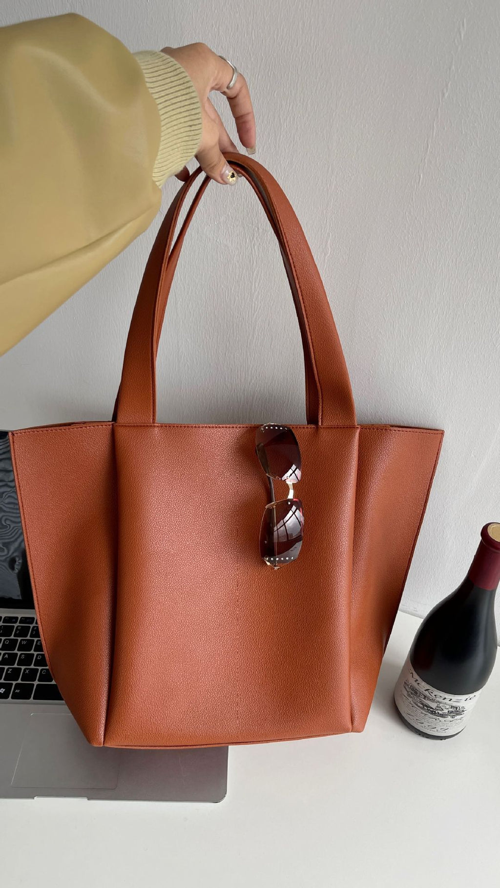 Simple women's handbag large capacity high-grade soft leather shoulder bag