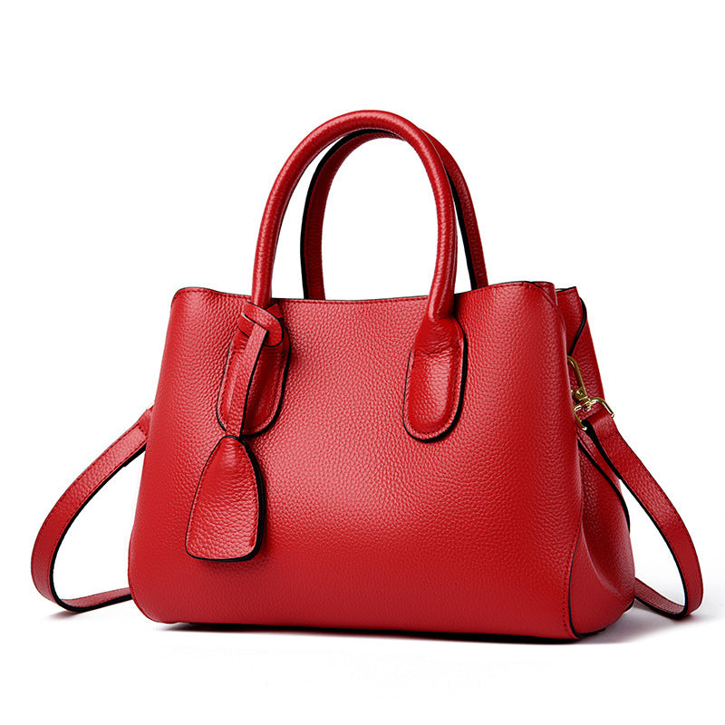 Top layer cowhide shoulder messenger bag women's commuter handbag