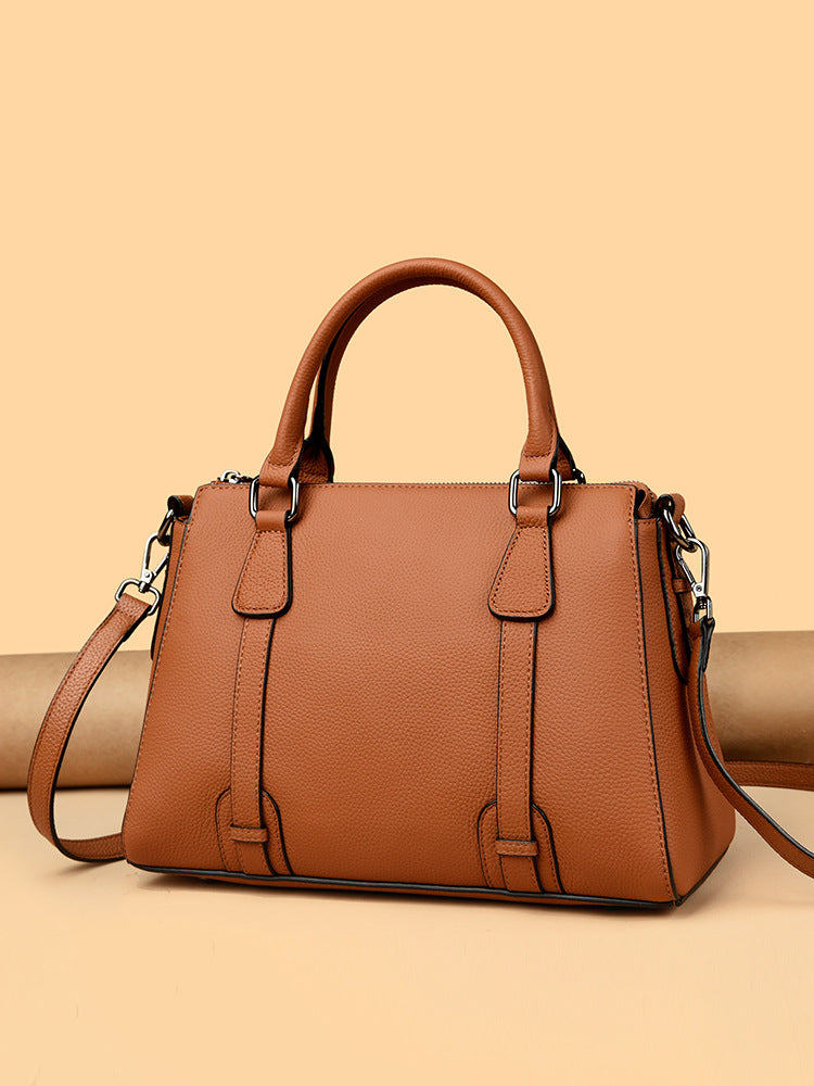 Top layer cowhide one-shoulder handbag with large capacity, fashionable and simple, practical and generous for commuting