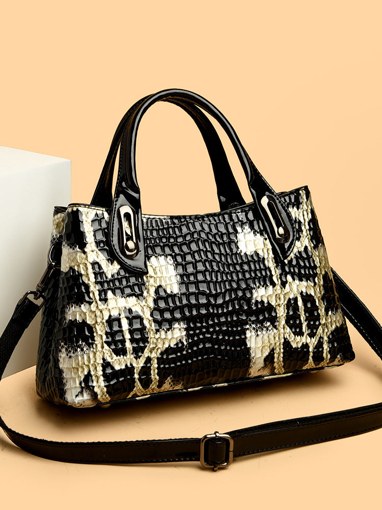 Retro snake pattern handbag fashion large capacity shoulder bag soft leather messenger bag