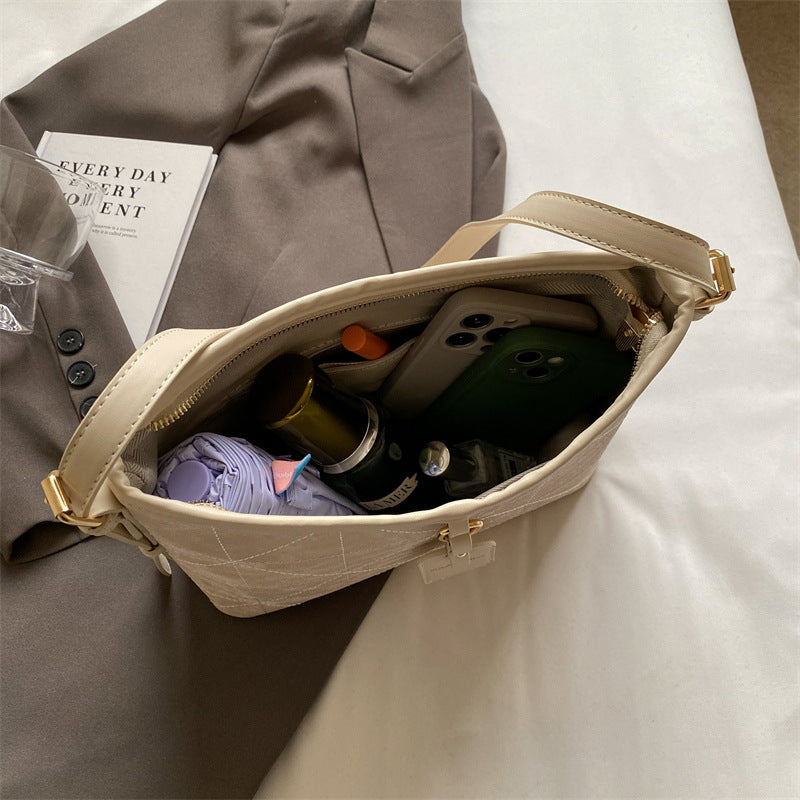 Solid color messenger bag commuter large capacity soft leather tote bag