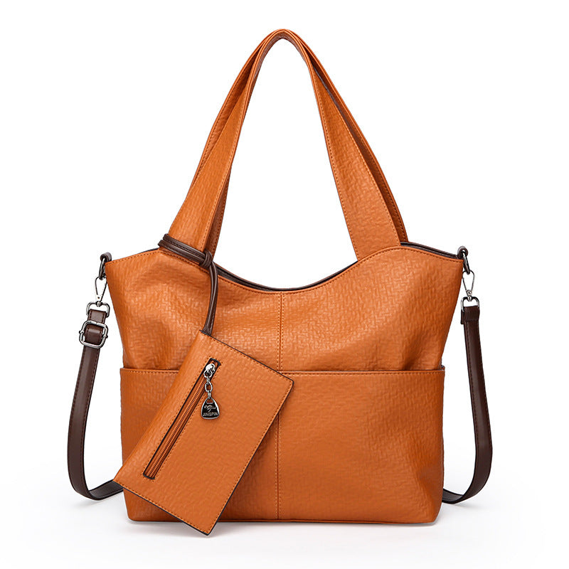 Top layer cowhide shoulder messenger bag women's commuter handbag