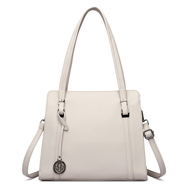 Large capacity shoulder bag for women