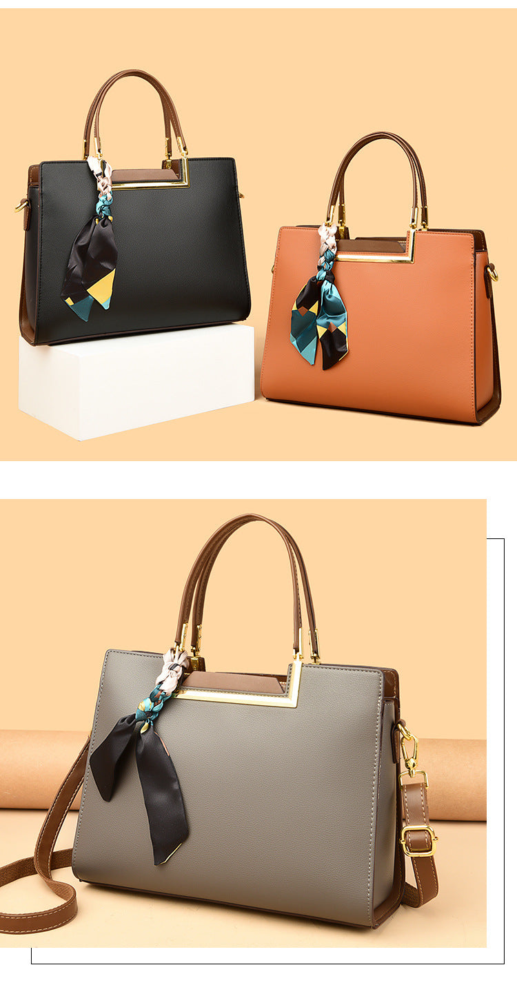 Fashionable and simple large capacity shoulder handbag