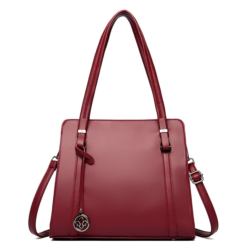 Large capacity shoulder bag for women